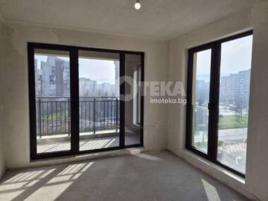 Vânzare - Apartament în Trakia,  Plovdiv