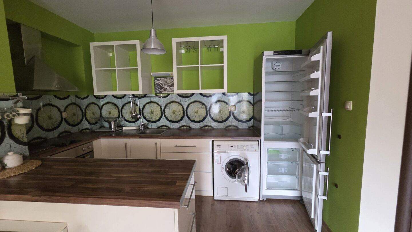 Cu trei camere Apartament în Mladejki hălm, Plovdiv – fotografia 7