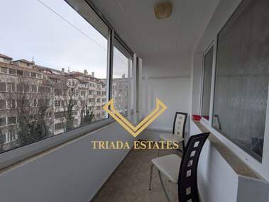 Πώληση - Διαμέρισμα σε Лазур,  Бургас