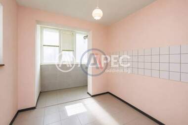 Vânzare - Apartament în Okrăjna bolnița - Generali,  Varna