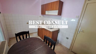 Închiriere - Apartament în Zdraveț,  Ruse