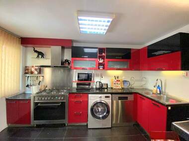 Miete - Wohnung in Wazrajdane,  Burgas