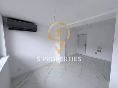 Vânzare - Apartament în Kolhozen pazar,  Varna