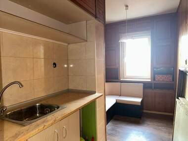 Vânzare - Apartament în Center,  Stara Zagora
