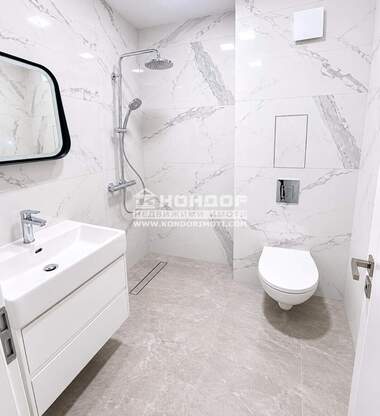 Vânzare - Apartament în Kărșiaka,  Plovdiv