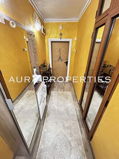 Verkauf - Wohnung in Wazrajdane,  Ruse