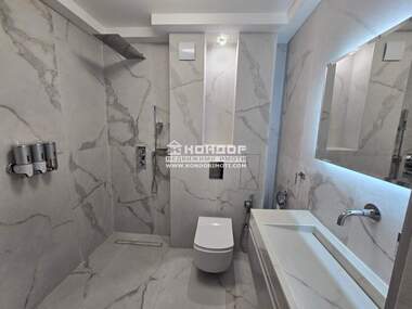 Vânzare - Apartament în Kărșiaka,  Plovdiv