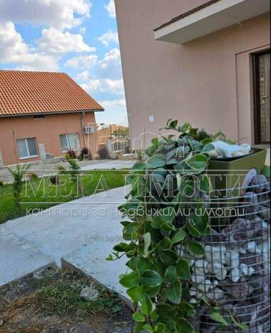 Satış - Ev olarak Laka,  Burgas