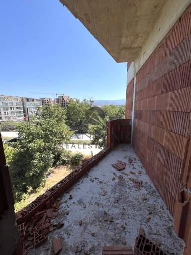 For sale - Apartment in Kiuchuk Parij,  Plovdiv