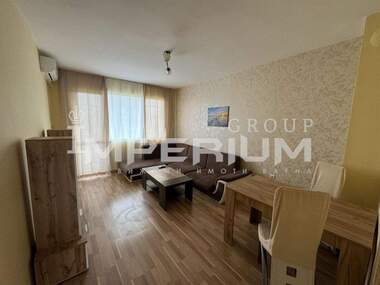 Închiriere - Apartament în Ceaîka,  Varna