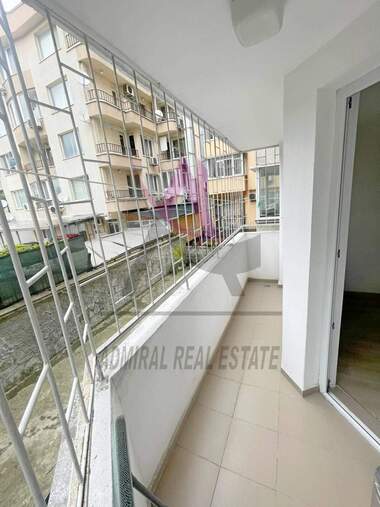 For rent - Apartment in Kolhozen pazar,  Varna