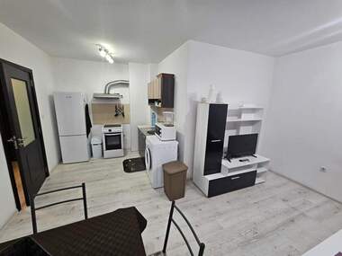 Miete - Wohnung in Mladejki halm,  Plowdiw