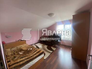 For sale - House in Bankia,  Sofia