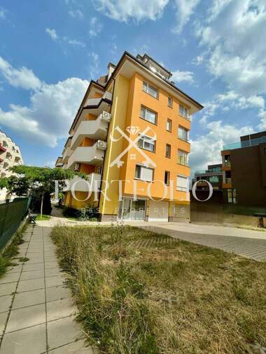 Verkauf - Wohnung in Center,  Sovia