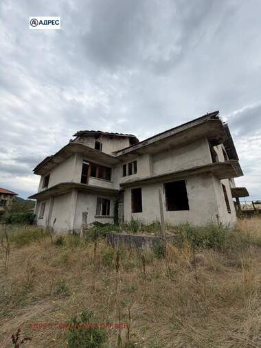 Продажа - Дом в Хлевене,  Ловеч
