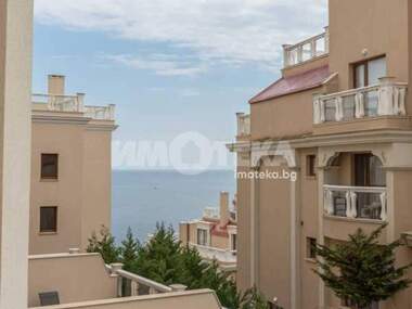 For sale - Apartment in k.k. Chayka,  Varna