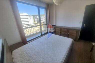 Vânzare - Apartament în Văzrajdane 1,  Varna
