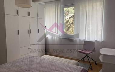 Închiriere - Apartament în Ceaîka,  Varna