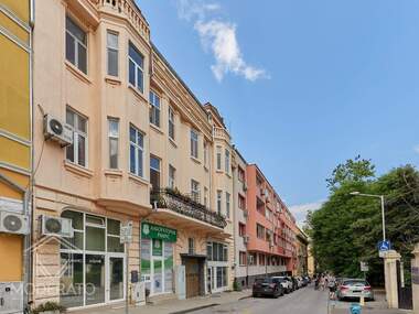 Vânzare - Apartament în Țentăr,  Burgas
