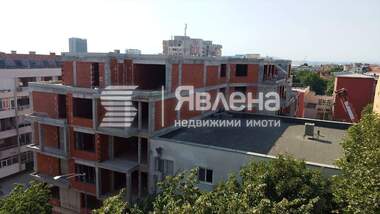 Verkauf - Wohnung in Wazrajdane,  Burgas