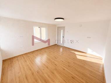 For sale - House in Vinica,  Varna