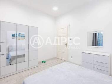 Ενοίκιο - Διαμέρισμα σε Център,  Варна