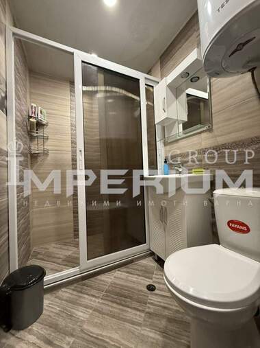 Închiriere - Apartament în Kazașko,  Varna