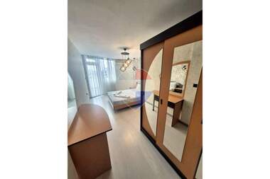 Vânzare - Apartament în Center,  Varna