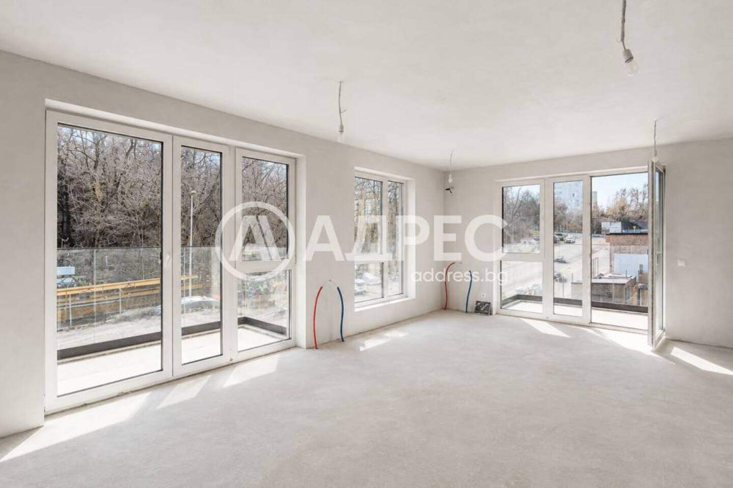 Cu patru camere Apartament în Lagera, Sofia – fotografia 2
