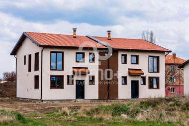 Продажба - Къща в Костинброд,  София Област