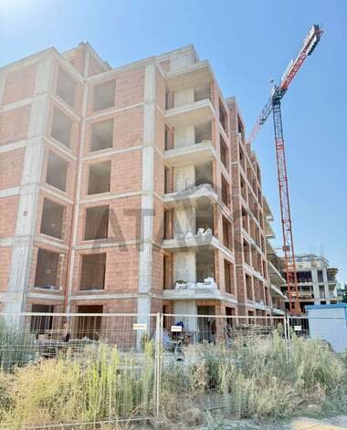 Vânzare - Apartament în Hristo Smirnenski,  Plovdiv
