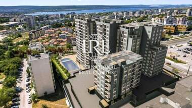 Verkauf - Wohnung in Mladost 2,  Warna