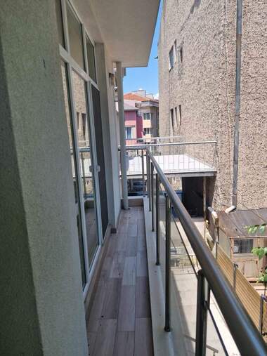 Miete - Wohnung in Zentar,  Burgas