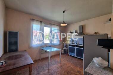 Vânzare - Apartament în Triăgălnika-Nadejda,  Sofia