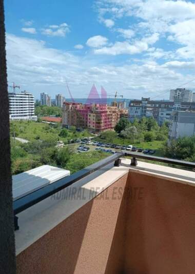 Kira - Apartman olarak Vazrajdane 4,  Varna