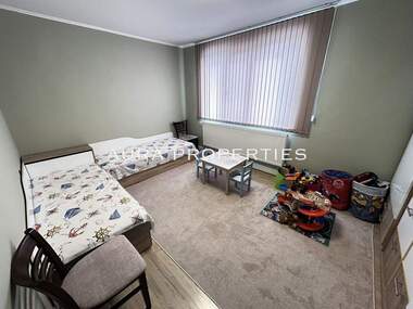 Verkauf - Wohnung in Zentar,  Razgrad
