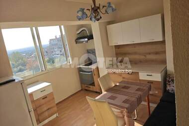 Închiriere - Apartament în Vladislavovo,  Varna