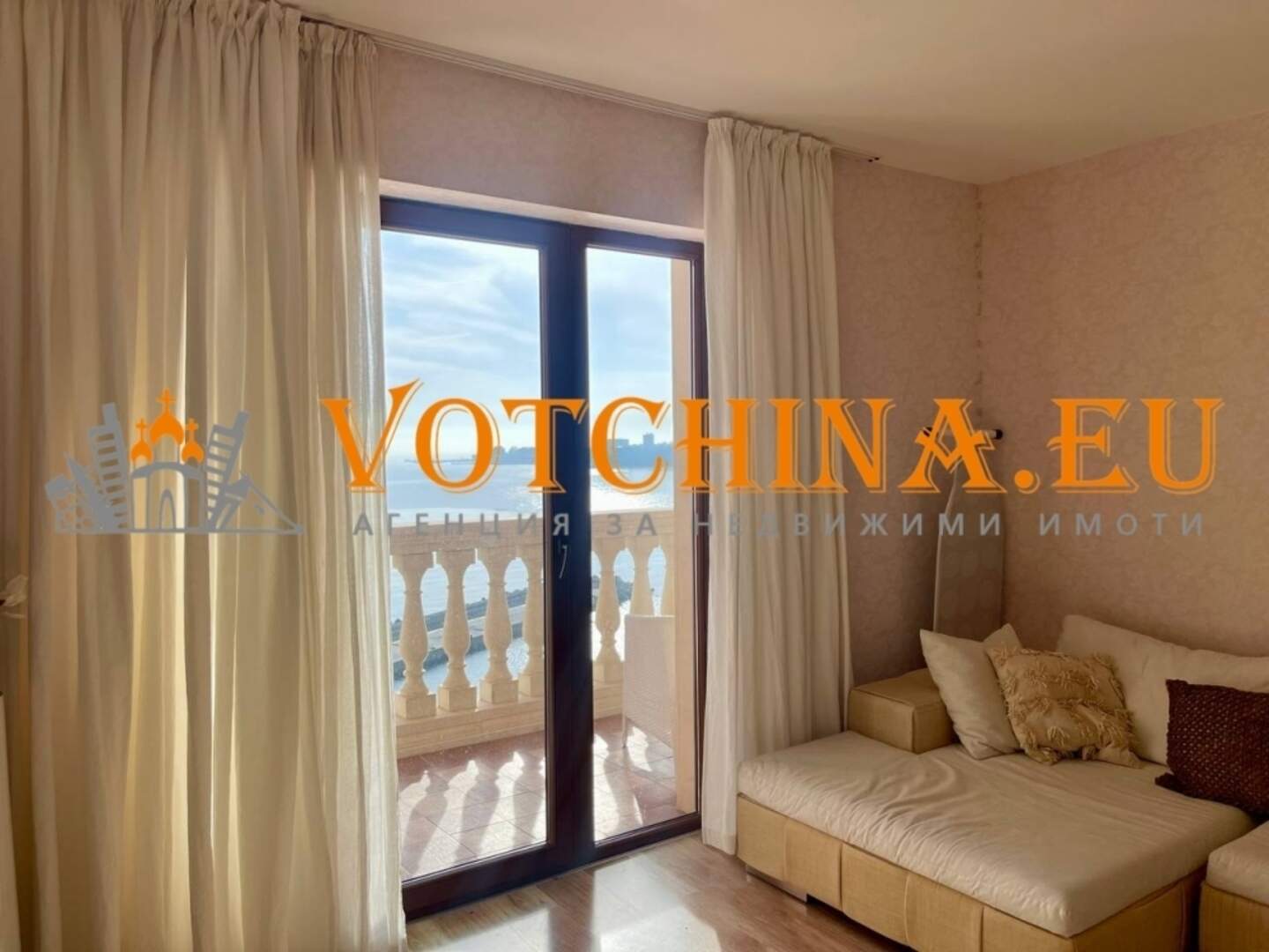 Тристаен Апартамент в Свети Константин и Елена, Варна – снимка 10