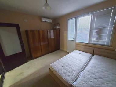 Verkauf - Wohnung in Zentar,  Targowishte