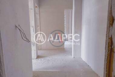 Vânzare - Apartament în Vladislavovo,  Varna