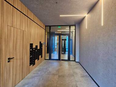 Verkauf - Wohnung in Zona B-5,  Sovia