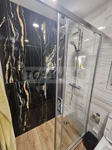 Închiriere - Apartament în Vinița,  Varna
