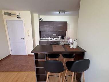 Vânzare - Apartament în Elenite,  Burgas