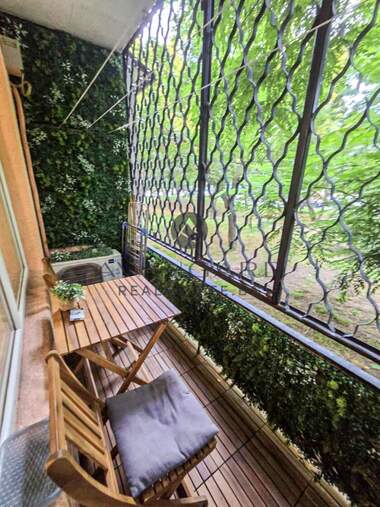 For sale - Apartment in Kiuchuk Parij,  Plovdiv