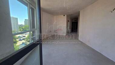 Продажа - Квартира в Мадика,  Бургас