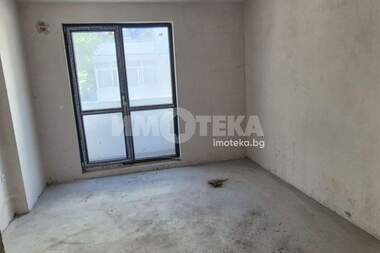 Vânzare - Apartament în Center,  Varna