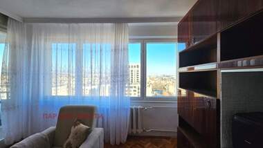 Наем - Апартамент в Център,  Пловдив