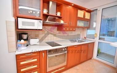 For rent - Apartment in Okrajna bolnica - Generali,  Varna