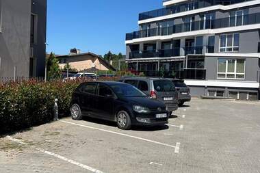 Închiriere - Loc de parcare în Trakata,  Varna
