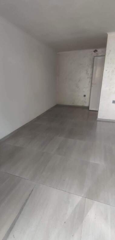 Miete - Büro/Laden/Lager/Schönheitssalon/Zahnarztbüro in Kameniza 1,  Plowdiw